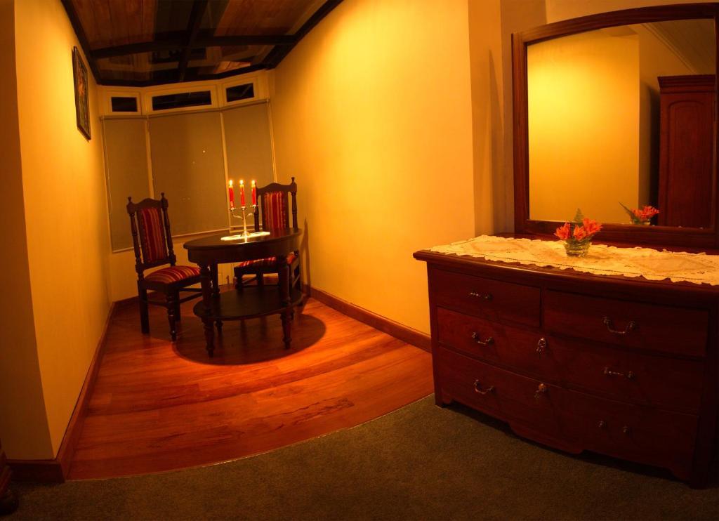 The Firs Villa Nuwara Eliya Szoba fotó